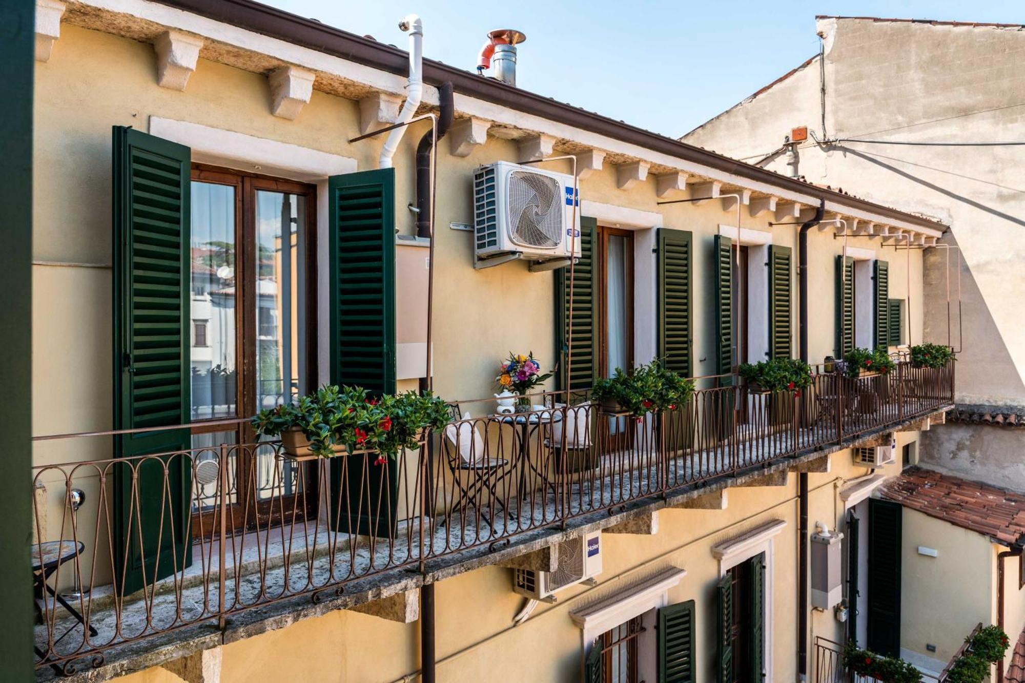 Palazzo Ristori Apartment Verona Luaran gambar